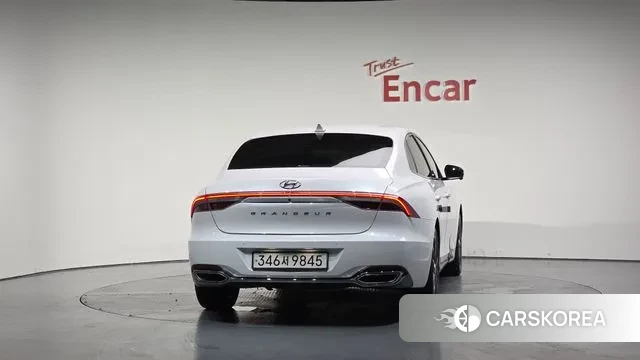 Hyundai The New Grandeur IG id 3044817 из Кореи 13