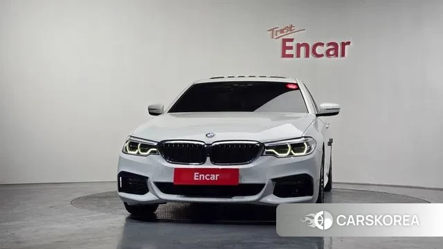 BMW 5 Series (G30) id 3601892 из Кореи 13