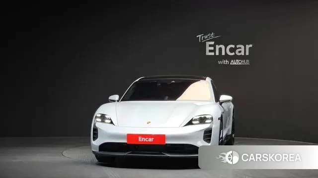 Porsche Taycan id 3624837 из Кореи 13