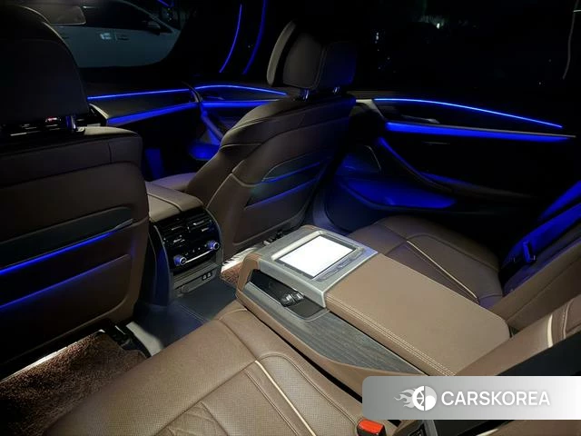 BMW 5 series id 4264866 из Китая 15