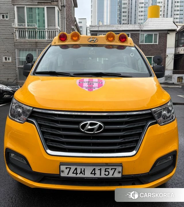 Hyundai The New Grand Starex 2019 Желтый из Кореи, фото 3