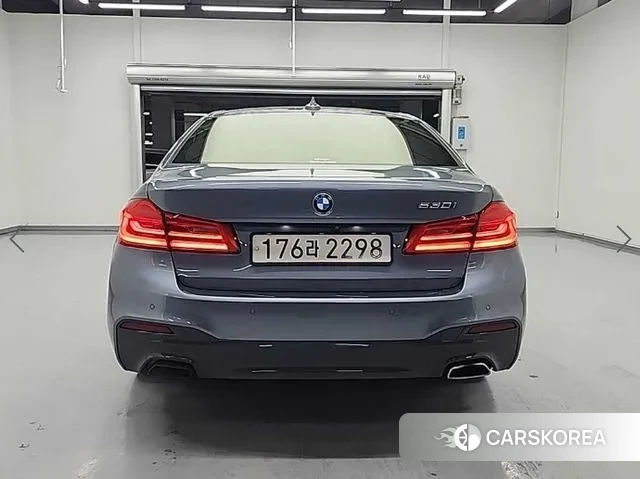 BMW 5 Series (G30) id 3484774 из Кореи 13