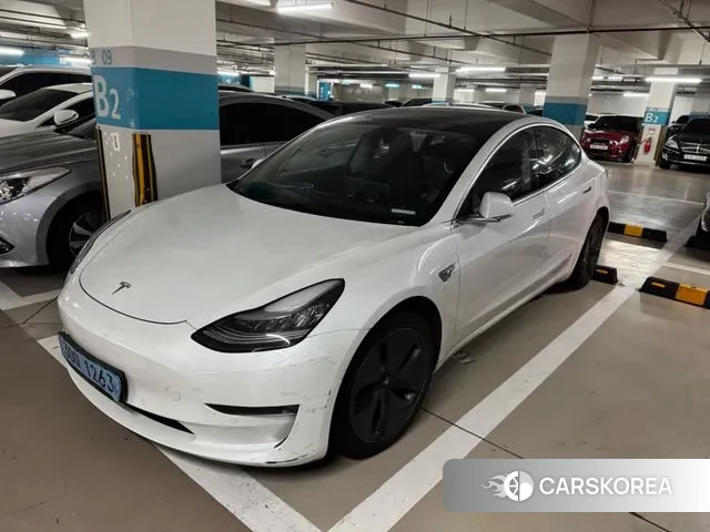 Tesla Model 3 2020 Белый из Кореи, фото 3