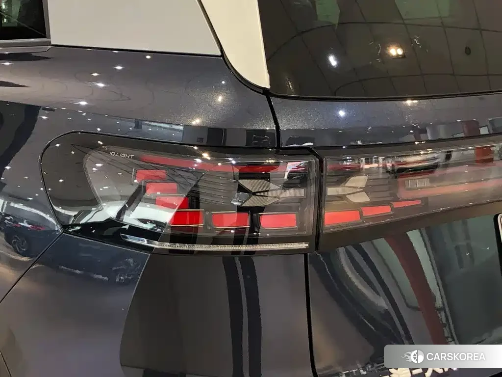 Volkswagen ID.6 CROZZ id 4622276 из Китая 12