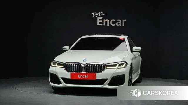 BMW 5 Series (G30) id 3935027 из Кореи 13