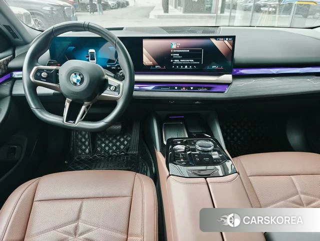 BMW 5 series 2025 Белый из Китая, фото 6