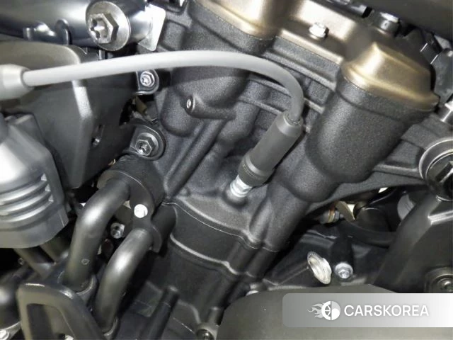 Engine photo