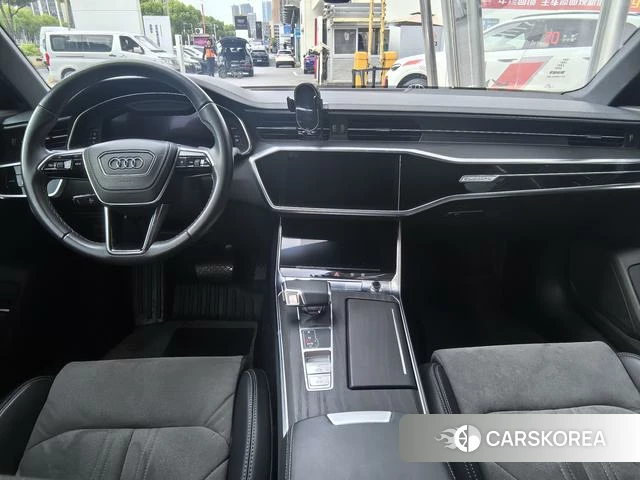 Audi A6L id 4348308 из Китая 17