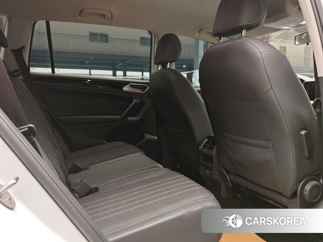 Volkswagen Tiguan L id 4271067 из Китая 17