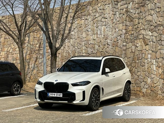 BMW X5 (G05) 2024 Белый из Кореи, фото 3