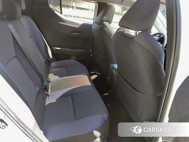 Toyota C-HR 2022 Белый из Китая, фото 3