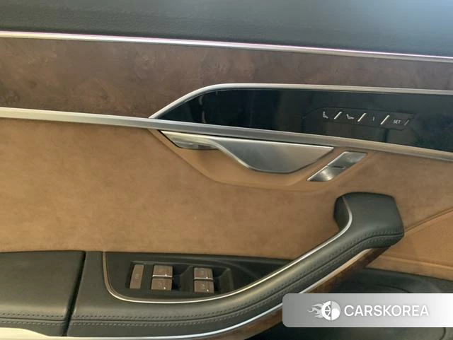Audi A8 id 4321100 из Китая 4