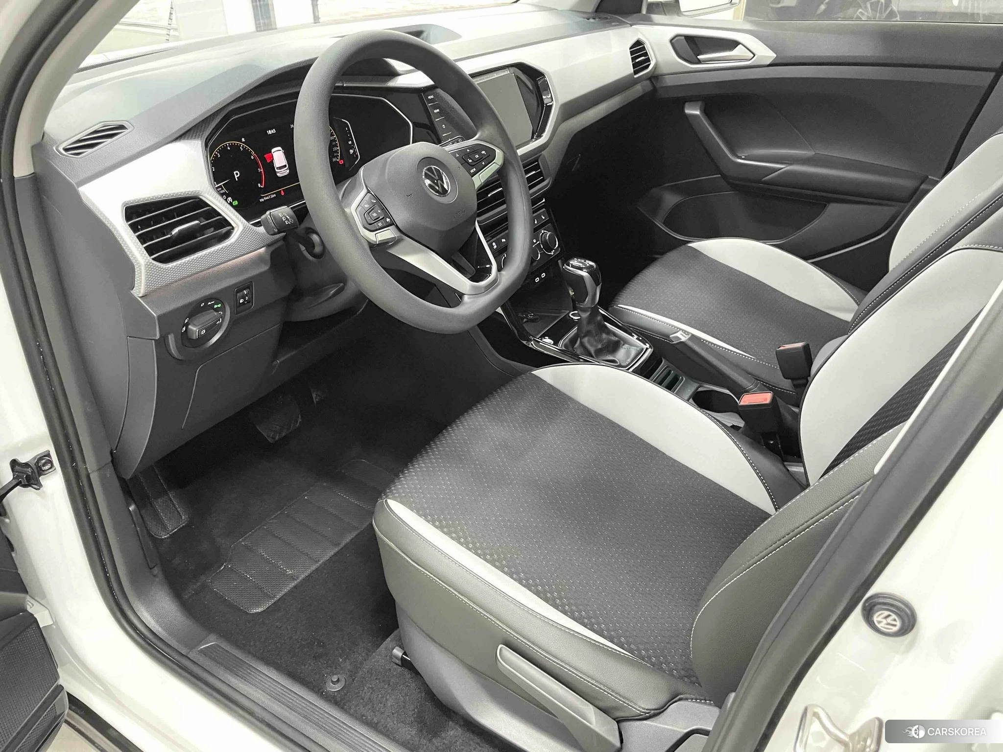 Volkswagen Exploring the shadow id 4512691 из Китая 12