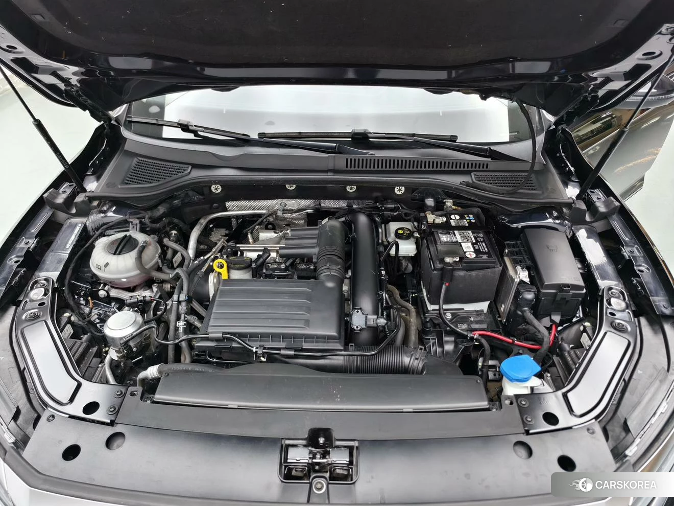 Volkswagen Passat id 4468089 из Китая 14