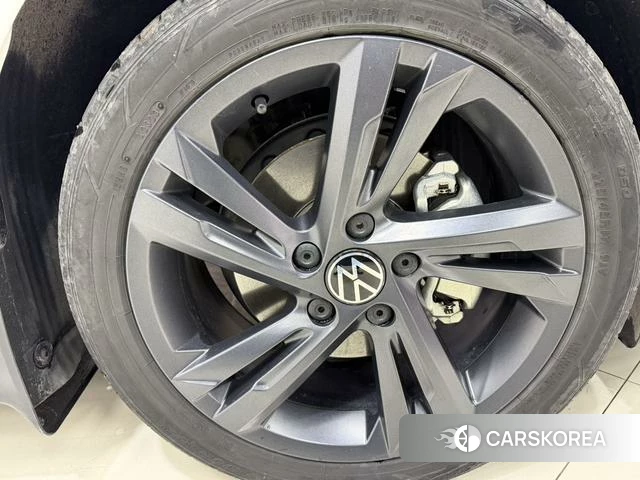 Volkswagen Golf id 4256086 из Китая 17