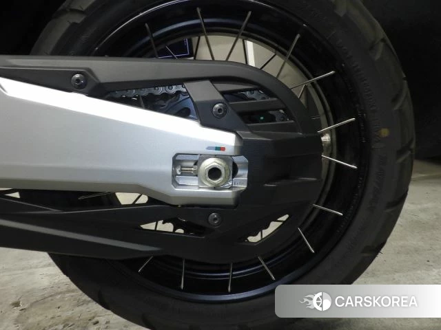 Проданный Honda X-ADV 750 id 4184578 из Японии, фото 23