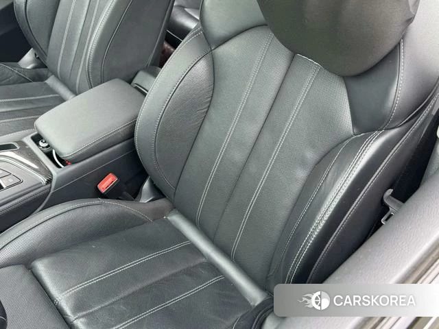 Audi A4L id 4290099 из Китая 14