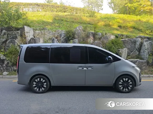 Hyundai Staria id 3353731 из Кореи 13