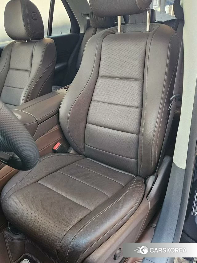 Mercedes-Benz GLE (import) 2021 Черный из Китая, фото 3