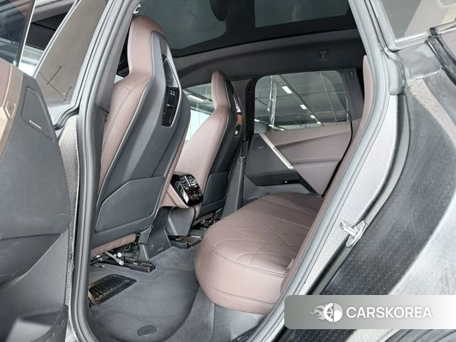 BMW iX 2023 Черный из Китая, фото 3