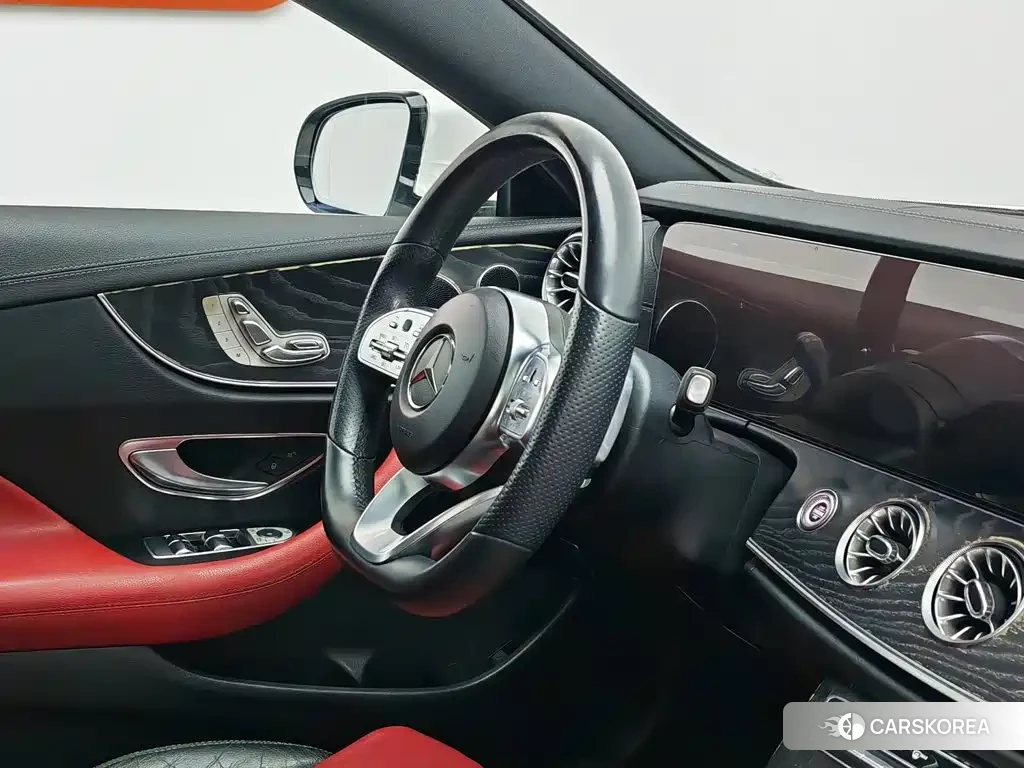 Mercedes-Benz E-Class id 4628321 из Китая 17