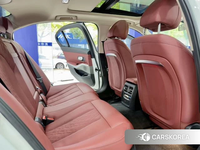 BMW i3 id 4348527 из Китая 9