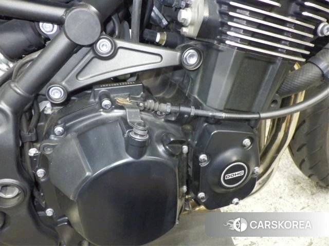 Engine photo