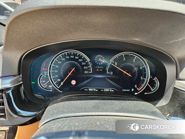 BMW 5 Series (G30) id 4331762 из Кореи 13