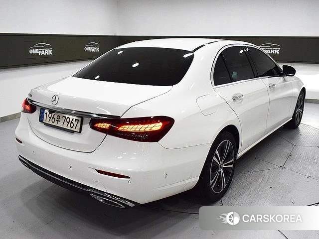 Mercedes-Benz E-Class W213 id 4573415 из Кореи 13