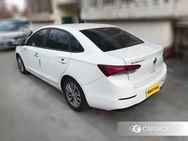 Buick Yinglang 2020 Белый из Китая, фото 3
