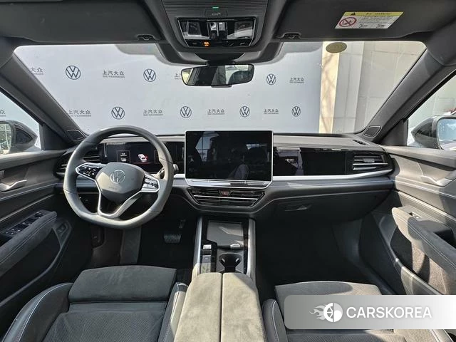 Volkswagen Passat 2024 Другой из Китая, фото 3