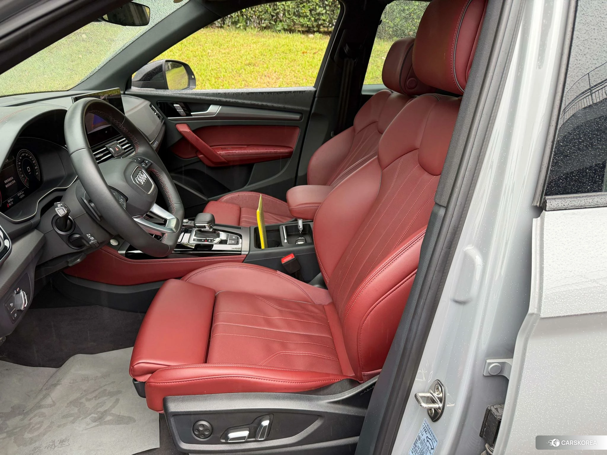 Audi Q5L 2023 Серебристо-серый из Китая, фото 6