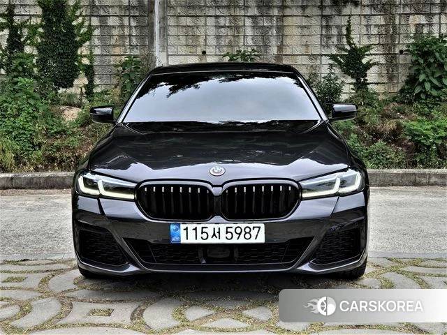 BMW 5 Series (G30) id 4409063 из Кореи 13