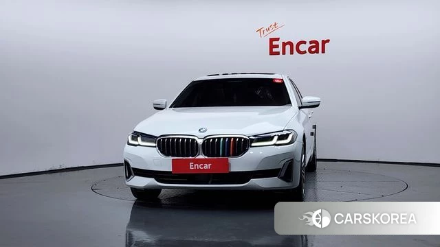 BMW 5 Series (G30) id 4457172 из Кореи 23