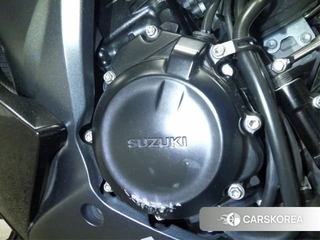 Engine photo