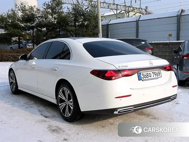 Mercedes-Benz E-Class W214 id 3605796 из Кореи 13