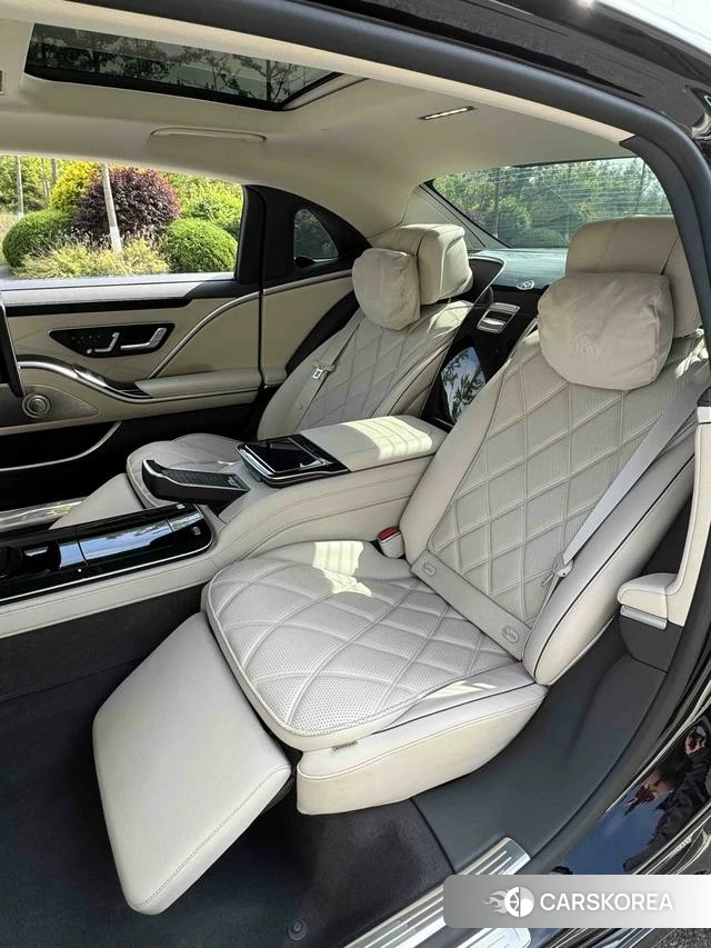 Mercedes-Benz Maybach S-class id 4341855 из Китая 16