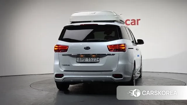 Kia The New Carnival id 3494324 из Кореи 13