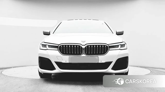 BMW 5 Series (G30) id 3866139 из Кореи 13