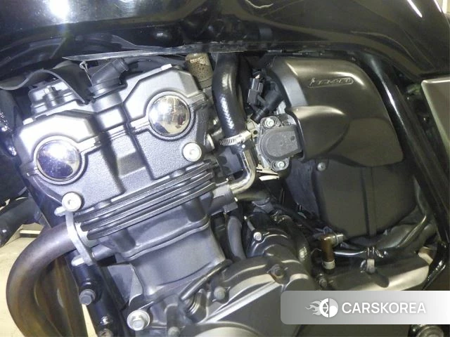 Engine photo