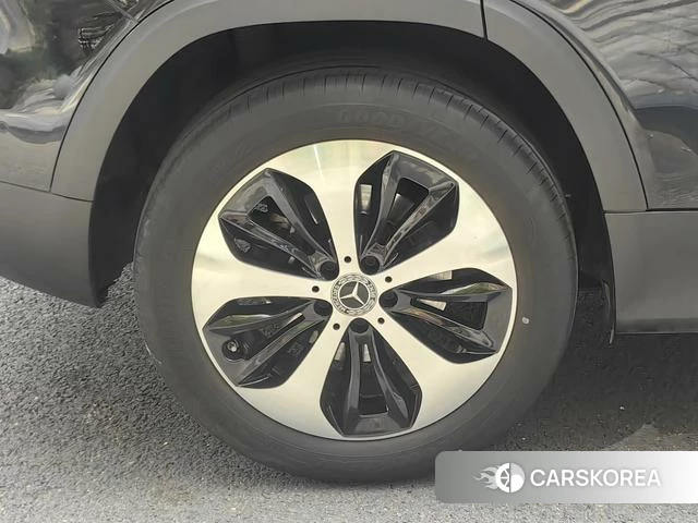 Mercedes-Benz GLB id 4257223 из Китая 19