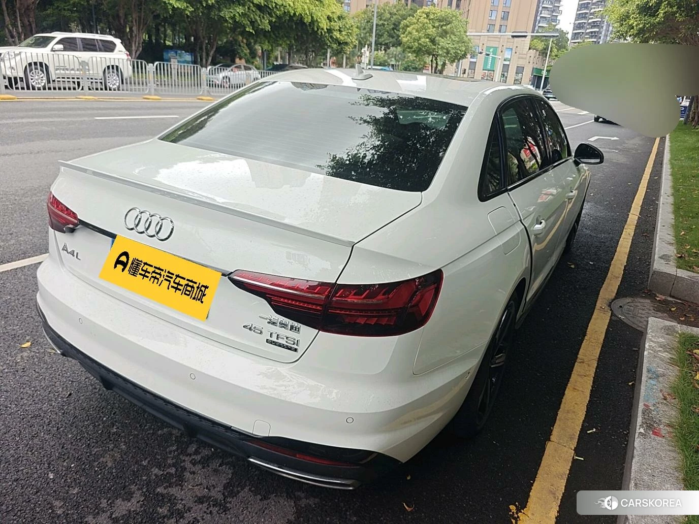 Audi A4L id 4454399 из Китая 14
