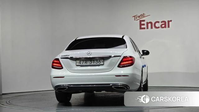 Mercedes-Benz E-Class W213 id 4203545 из Кореи 23