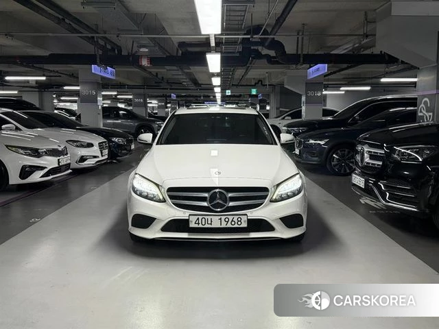 Mercedes-Benz C-Class W205 2019 Белый из Кореи, фото 6