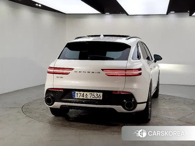 Genesis GV70 id 3640475 из Кореи 13