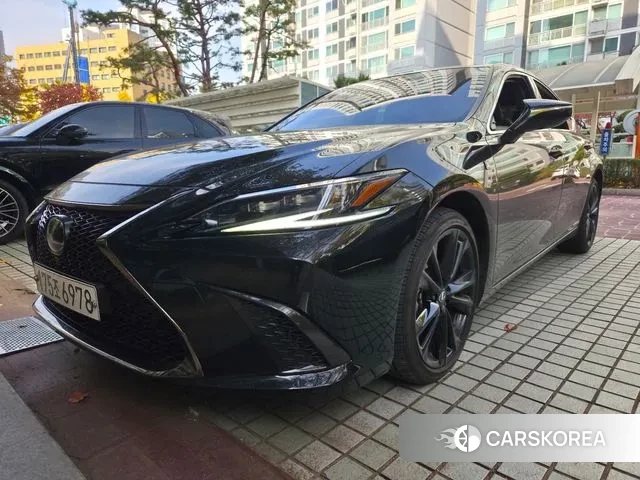 Lexus ES300h 7th generation id 3343101 из Кореи 8