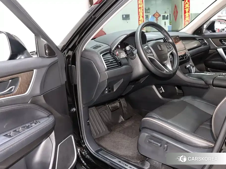 Honda Crown Road id 4628259 из Китая 13