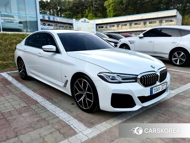 BMW 5 Series (G30) id 4186998 из Кореи 13