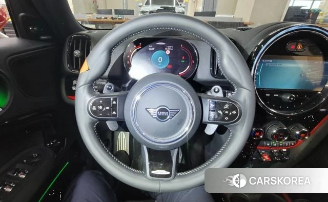 Mini Cooper S Countryman 2023 Темно-зеленый из Кореи, фото 3
