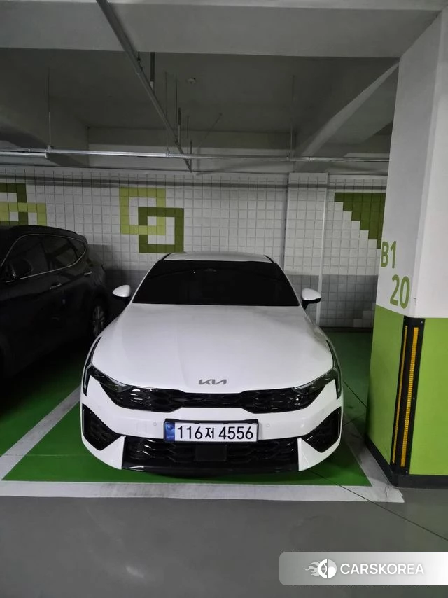 Kia The New K5 3rd generation 2025 Белый из Кореи, фото 3